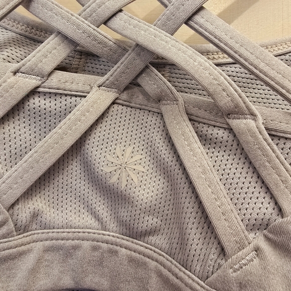 {M} Athleta Fully Focused Criss Cross Tank With Bra Pink Purple Lavender Gray - Picture 6 of 9